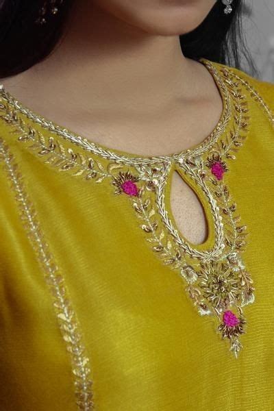 Pin By Out Style On A Neck Design Ideas Neck Designs Embroidery Neck Designs Neckline Designs