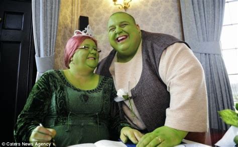 Couple Dress Up As Princess Fiona And Shrek For Their Fairytale Wedding