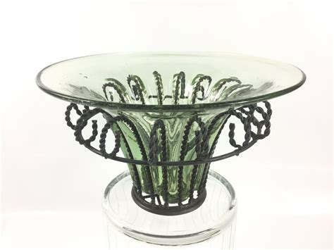 Rare Art Glass Vase Embedded Metal Wire Frame Green Sculpture Centerpiece Vtg Art Glass Vase