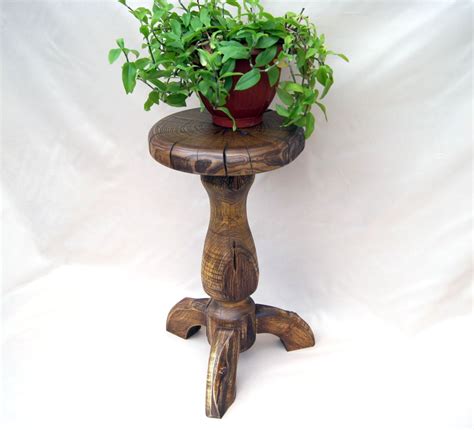Plus, thanks to its slimline style, it's ideal for fitting into small spaces. Large wood slab plant stand indoor Tree stump pot stand ...