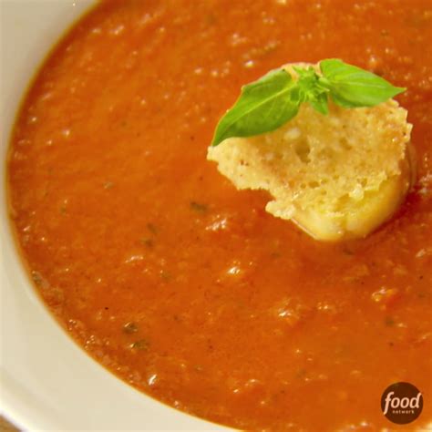 Tomato Soup With Parmesan Croutons Recipe Let S Cook With The Pioneer Woman Tomato Soup
