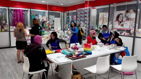 4,371 likes · 39 talking about this · 45,990 were here. The Arts & Crafts Guild, KL & Selangor ( ROS-3 1720/93 (WP ...