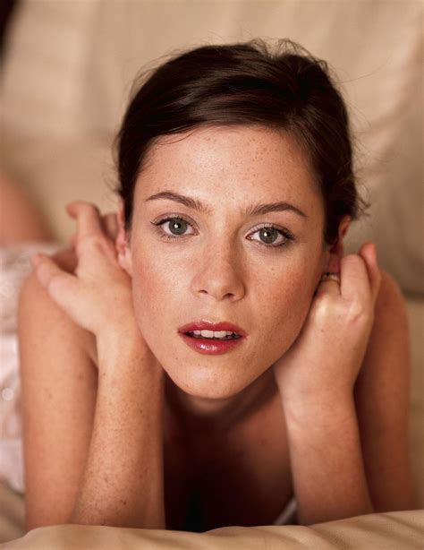 pictures of anna friel
