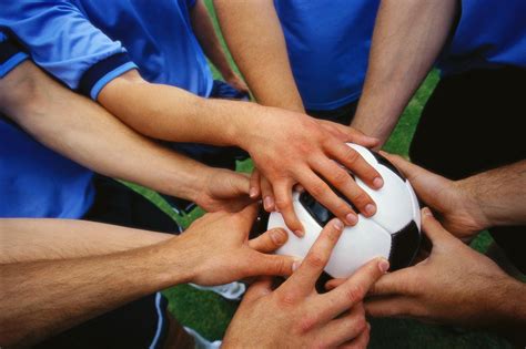 Completely Unique Advantages Of Teamwork In Sports Web Posting Reviews