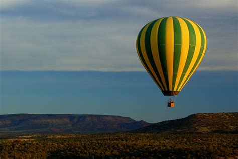 Up Up And Away A Guide To The Best Hot Air Balloon