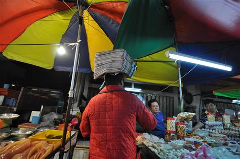 Discover petaling jaya as per the traveler resources given by our travel specialists. Neck Muscles | "Pasar Malam" Night market in Sri Petaling ...