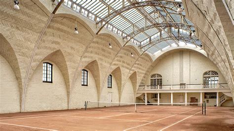 The same surface can be used to play both doubles and singles matches. 12 Spectacular Tennis Courts Around the World ...