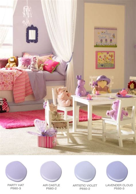 Calming lavender and champagne hues accent crisp white walls in this spacious bedroom to provide an ideal backdrop for total relaxation. Pin op Purple Rooms