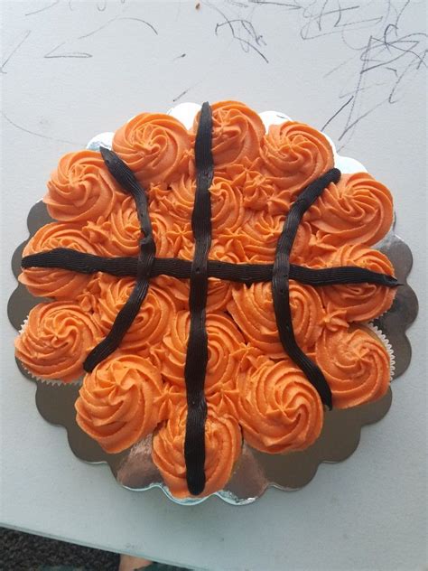 Basketball Cupcake Pull Apart Cake Cupcake Cakes Basketball Cupcakes Pull Apart Cupcake Cake