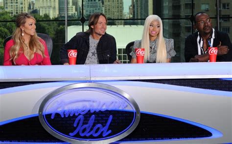 Idol Judges Mariah Carey Deny S Feud With Nicki Minaj