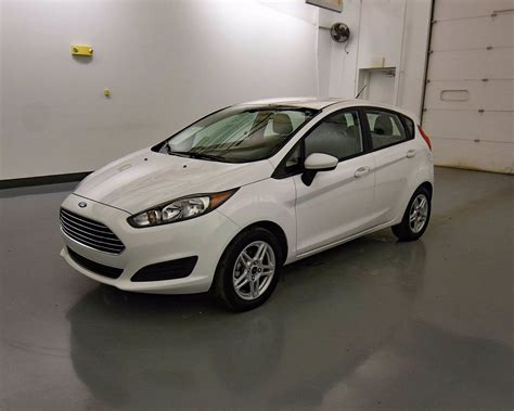 Pre Owned 2018 Ford Fiesta Se Fwd Hatchback