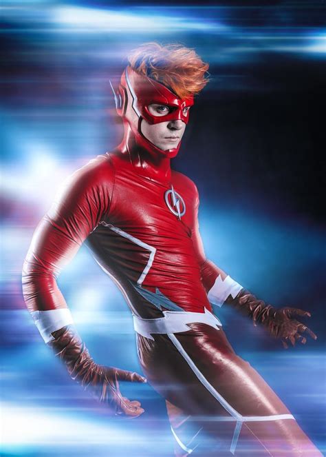 pin  anthony kincart  dceulive action dc cosplay flash cosplay