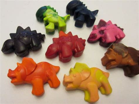 set of 8 colorful dinosaur crayons by colormecville on etsy dinosaur crayons dinosaur etsy