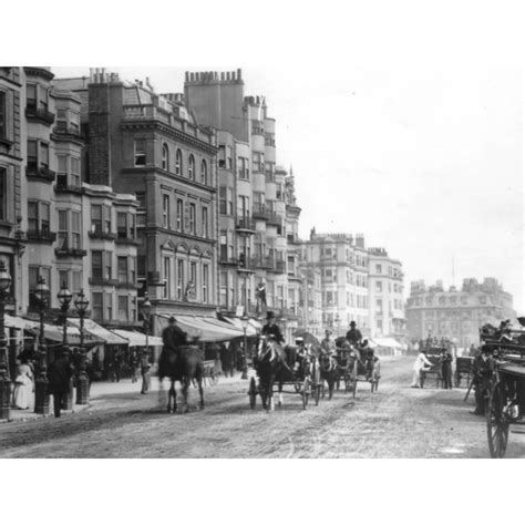 Kings Road With Horse Drawn Carriages Brighton Sussex Brighton And