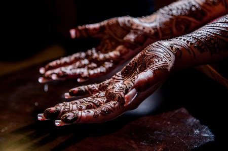 A Guide To Henna Traditions In Morocco