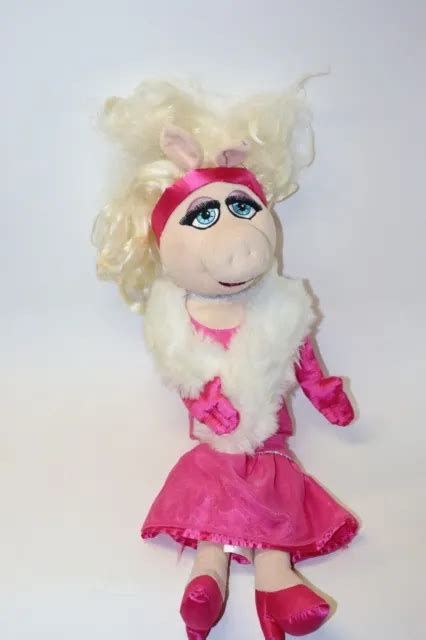 Disney Store Miss Piggy 20 The Muppets Movie Plush Doll Stuffed Toy
