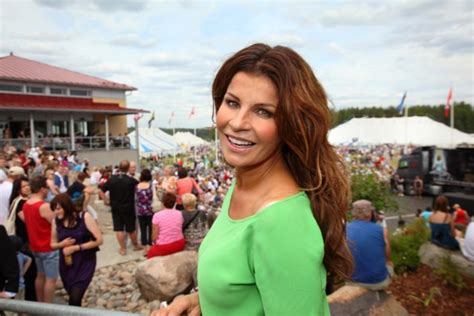 Carola häggkvist was born september 8 1966 outside stockholm, sweden to parents jan and anita häggkvist. Carola Häggkvist hurmasi helluntailaiset - Seurakuntalainen