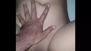 Indian Desi Couple In Oyo Enjoying First Time Sex Indian Porn Mov