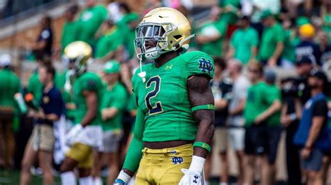Safety DJ Brown Will Return To Notre Dame For The Season Sports Illustrated Notre Dame