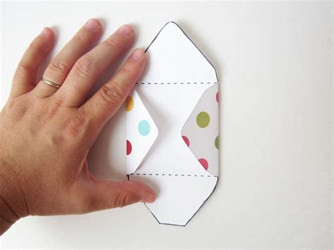 the red kitchen: DIY Mini Envelopes: Free Printable ...