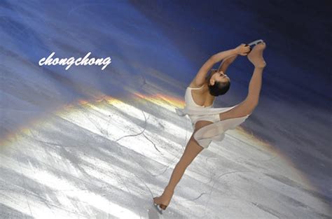 Figure Skating Biellmann Spin Figure Skating Mao Asada