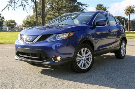 Review The Nissan Rogue Sport Is Right Sized And Feature Laden Car