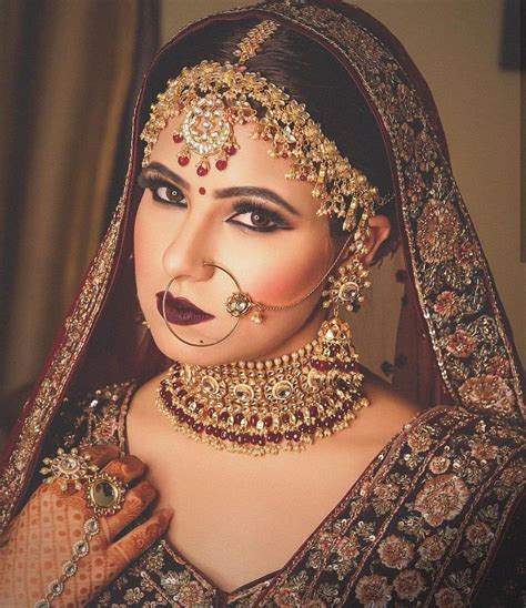 Pinterest Shikachand Indian Bride Beautiful Lhengas Bridal Makeup