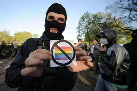 Russias ‘gay Propaganda Censor Attacks Health Website Human Rights