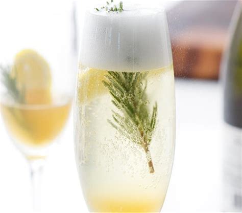 It makes such delicious, easy cocktail recipes from frozen pina coladas and daiquiris to great punch for parties. Martina Made With Malibu Rum - Malibu Rum 10 Images ...