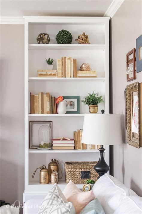 Browse our favorite home decorating ideas by style. Inspiration Styling Bookshelf Ideas 3 - DECOREDO