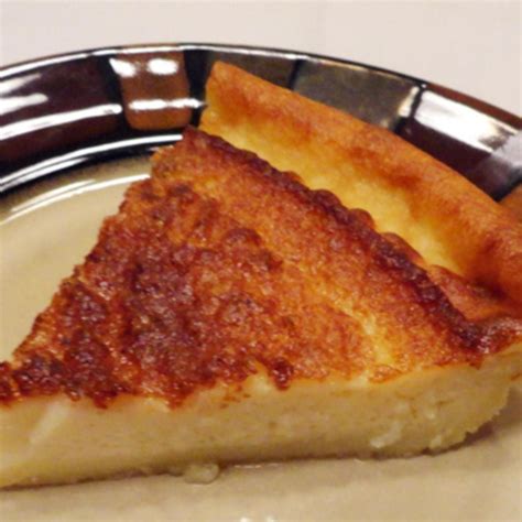 So mostly i make my custard pie for church and club functions. Magic Crust Custard Pie | Recipe | Easy pie, Desserts ...
