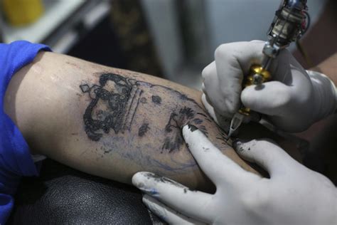 A Tattoo At A Time Afghan Woman Takes On Societys Taboos