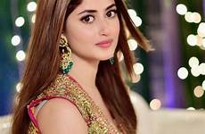 sajal aly pakistani reaches milestone clicks bollywood reviewit behold sari blush khan awesome dailyinfotainment