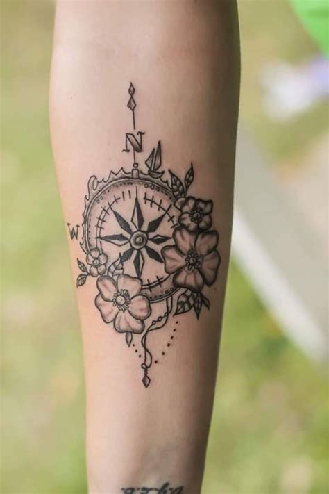 Womans Compass Tattoo Compass Tattoo Forearm Tattoos Feminine