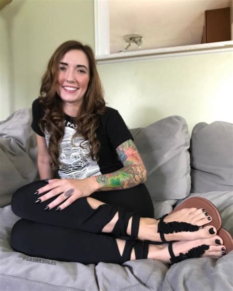 Sasha Soles Social Media Feet