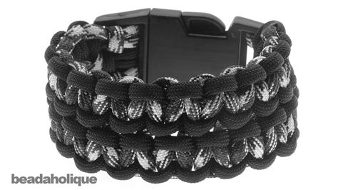 6 strand round braid tutorial paracord guild. How to Make a Wide (Double) Cobra Paracord Bracelet | Paracord bracelets, Paracord bracelet ...