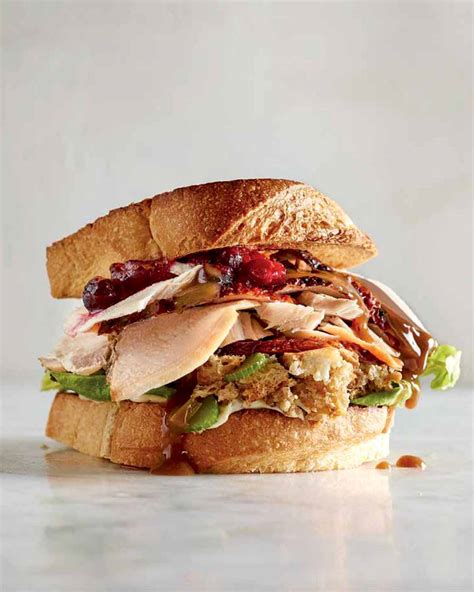 Turkey Cranberry Sandwich With Stuffing Leites Culinaria