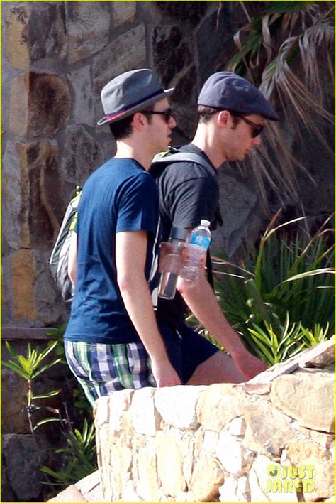 Photo Jim Parsons Cabo Trip With Babefriend Todd Spiewak Photo Just Jared