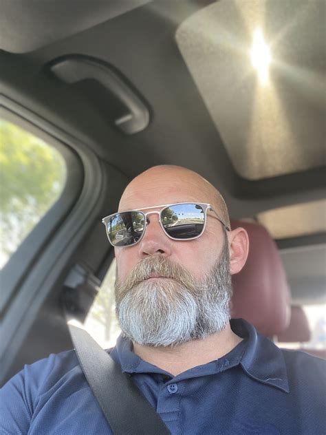 Pin By Mike Baer On Beard Car Selfies Beard Mens Sunglasses Sunglasses