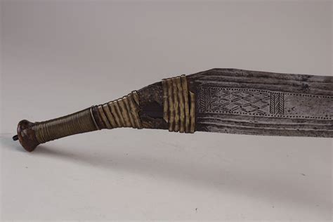 Large Size Sickle Sword Of The Benge Oriental Arms