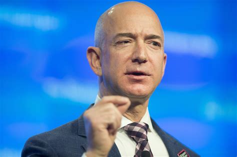 Amazon founder jeff bezos delivers princeton university's 2010 baccalaureate address. Jeff Bezos wirft "National Enquirer" Erpressung vor und ...