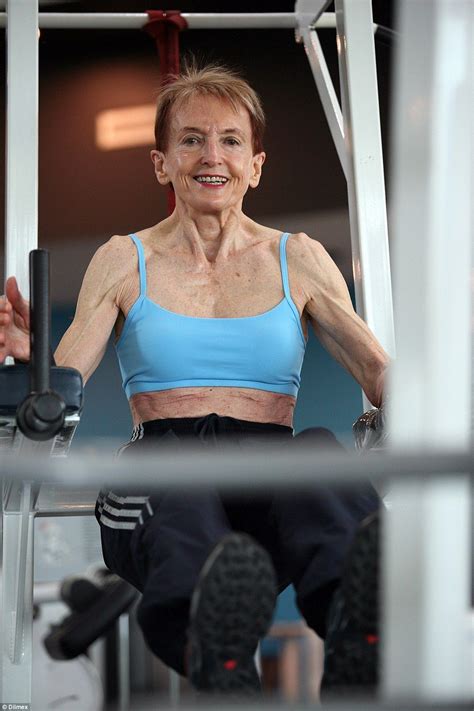 Bodybuilding Grandmother Janice Lorraine Is Busting Age Stereotypes In A Bikini Daily Mail