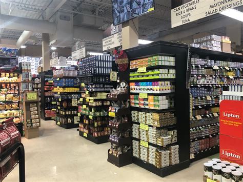 This area is known for its cultural diversity so it comes as no surprise that the food delivery options are seemingly endless. TOUR: Key Food Supermarkets - Howard Beach, NY