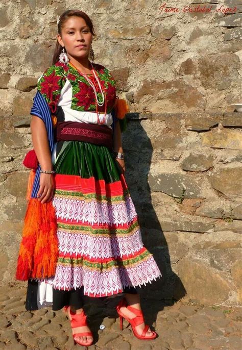 Uatsi Tarekuatu Anapu Ma Traje Tipico De Michoacan Vestidos De