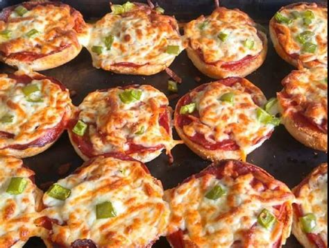 Recette Mini pizza sur des pains hamburger