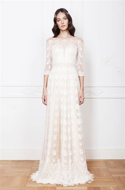 Wie gut ist es da, dass unser exklusives geschäft für hochzeitsmode nahe mannheim eine riesige auswahl an brautkleidern für. Divine Atelier ~ Fließender Chiffon und zarte Spitze