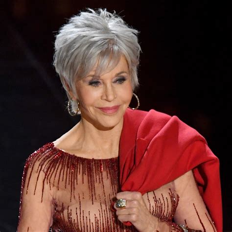 Jane seymour fonda is an american actress, political activist, environmentalist, and former fashion model. Jane Fonda Hairstyles 2020 - All About Style ...