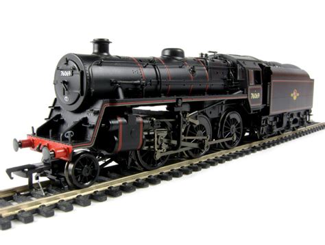 Uk Bachmann Branchline 32 951 Standard Class 4mt 2 6 0 76069 And Br1b Tender In Br