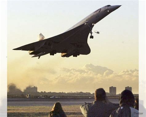 Supersonic Return Of Flying At Twice The Speed Of Sound Special