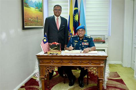Kunjungan Hormat Panglima Tentera Udara Ke Atas Ketua Setiausaha Ksu